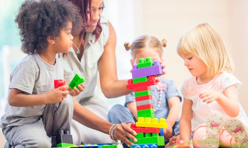 Desarrollo Infantil y Juguetes Sensoriales: Potencia el Crecimiento a Través del Juego Desarrollo Infantil y Juguetes Sensoriales